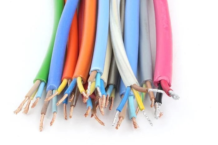 تصویر 3 از کابل برق نمره 4 با انعطاف پذیری بالا